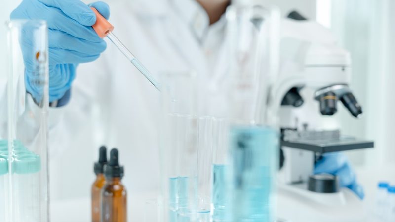 CDMO定制生产代理：揭秘医药研发背后的隐形力量